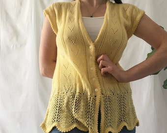 Vintage 70s Yellow Crocheted Short Sleeve Cardigan Size Small