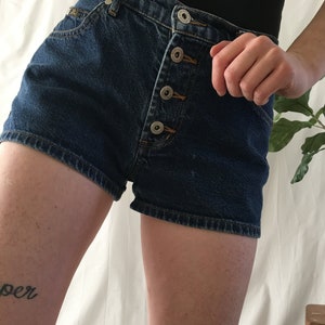 Vintage 90s Button-Fly High-Waisted Denim Shorts Size Small image 1