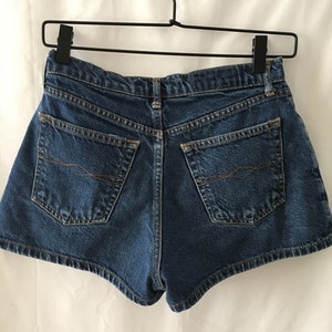 Vintage 90s Button-Fly High-Waisted Denim Shorts Size Small image 7