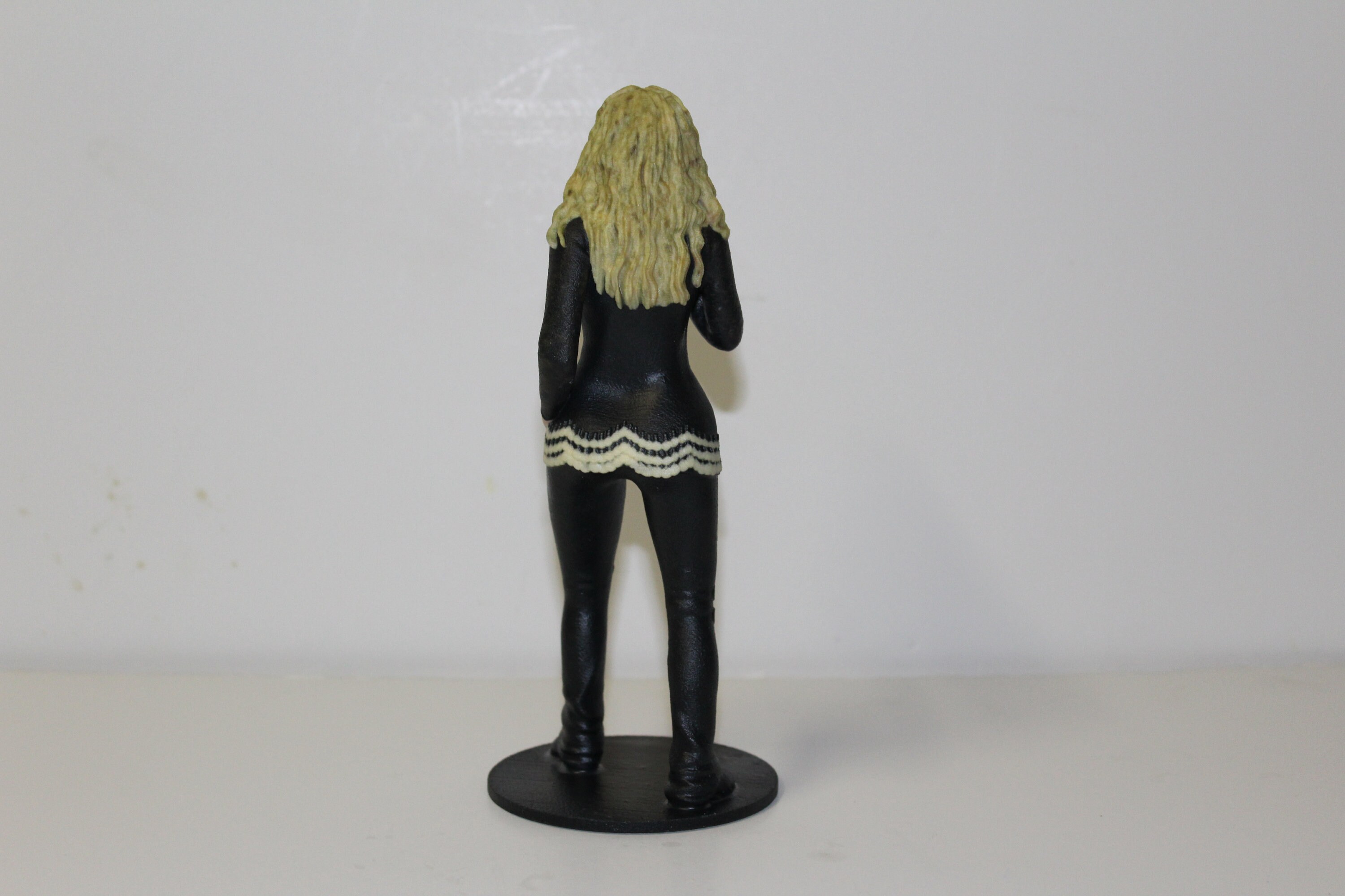 シャキーラ直筆サイン入り超大型写真…Shakira Amazon.co.jp: シャキーラ直筆サイン入り写真…Shakira : おもちゃ