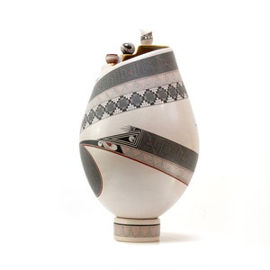 Ceramics by Mata Ortiz - Ceramics with miniatures - 45 cm. 18in. - Mexican art