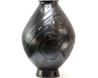 Mata Ortiz Ceramics - Black Vase III - 41.5 cm. 16.5 in. - Mexican art