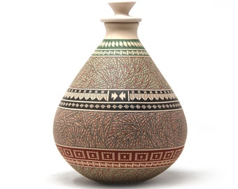 Mata Ortiz Pottery Ceramic - Fine painting medium size pot II