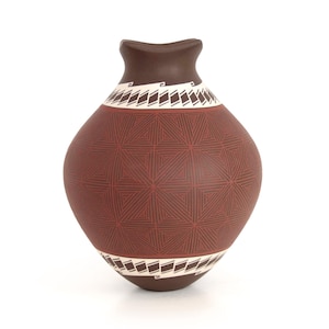 Mata Ortiz Keramik – Traditionelles Muster in Erdrot – 15 cm (5,9 Zoll) – Mexikanische Kunst