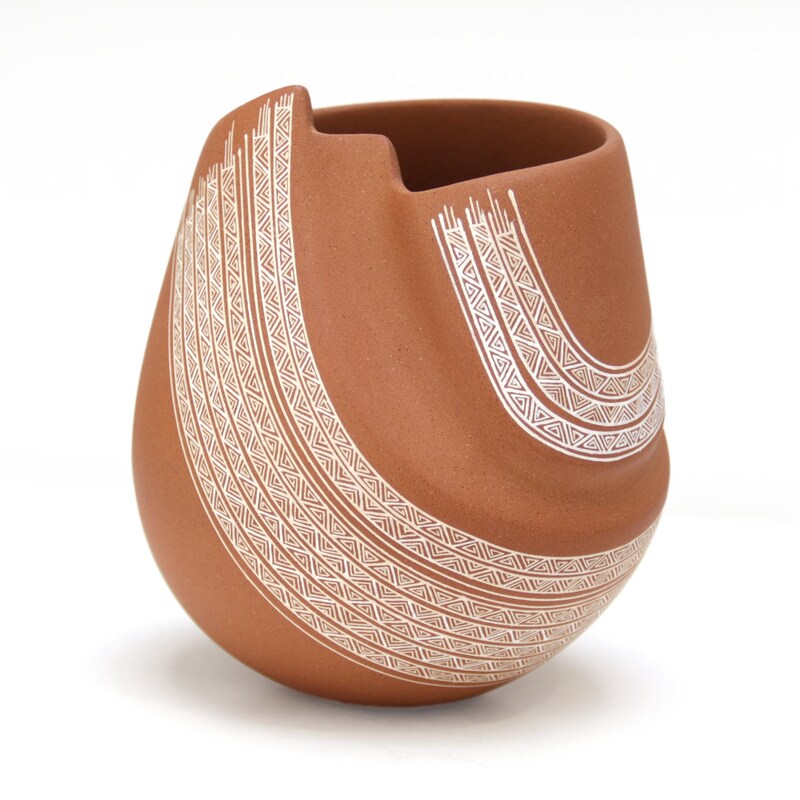 Mata Ortiz Ceramic Pot with Geometric Patterns. Mexican Pottery main image 0