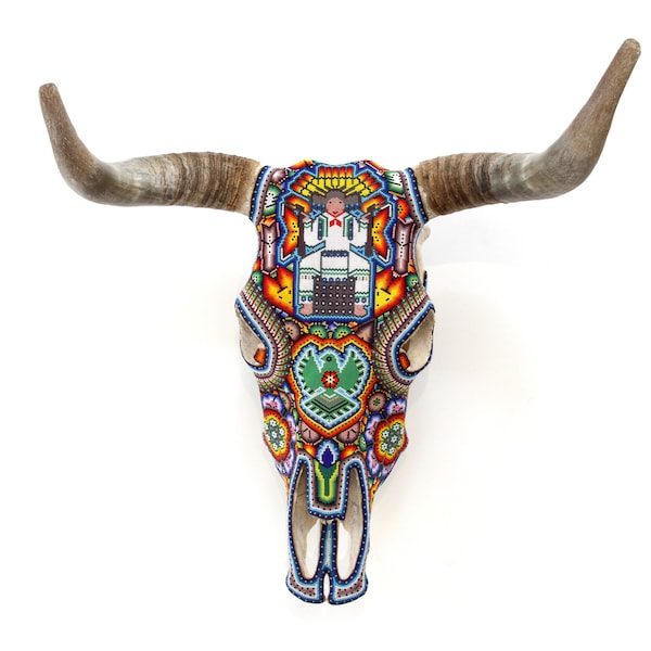 Cráneo de vaca Arte Huichol - Xupurero grande - 23 in.