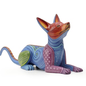 Alebrije - Dog lying - 37 cm. 15 in. - Mexican folk art
