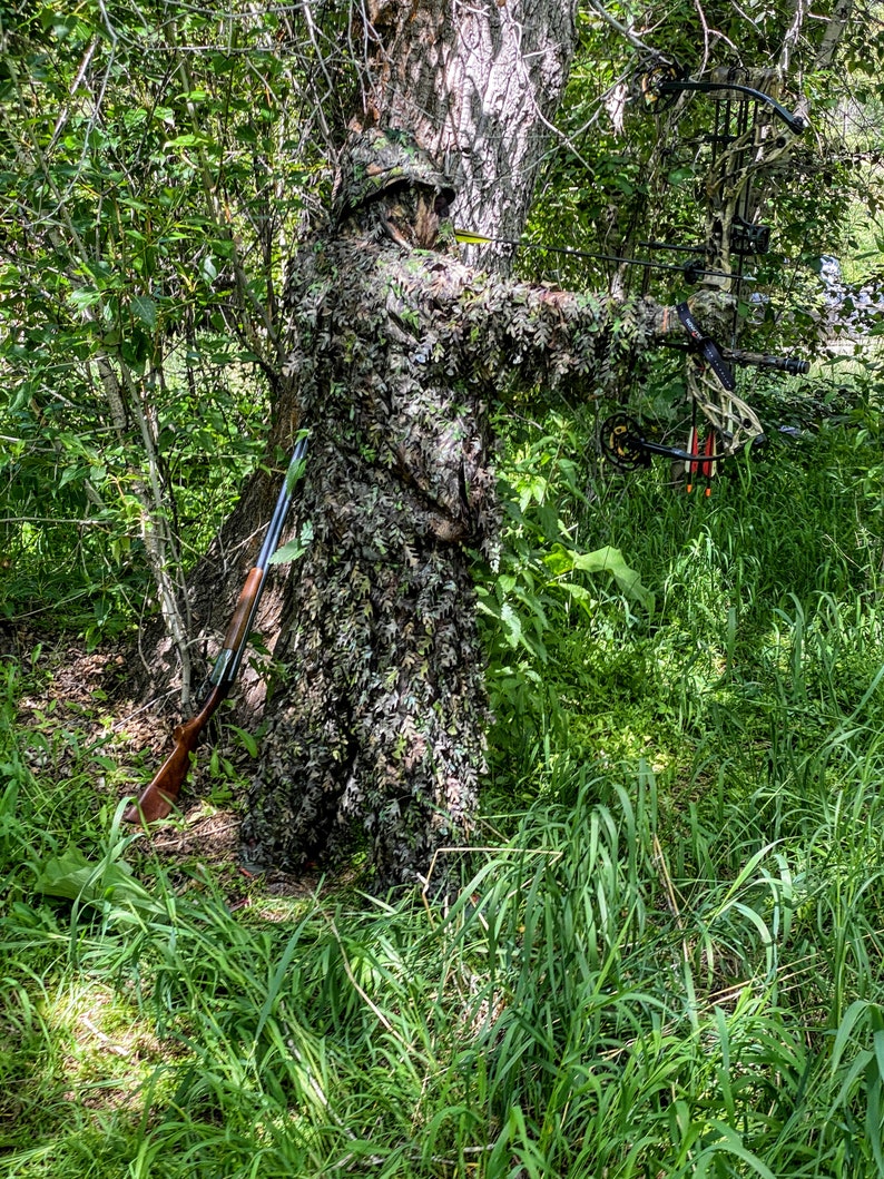 Leafy Suit Top Bottom, Officially Licensed NWTF Mossy Oak Obsession 3D