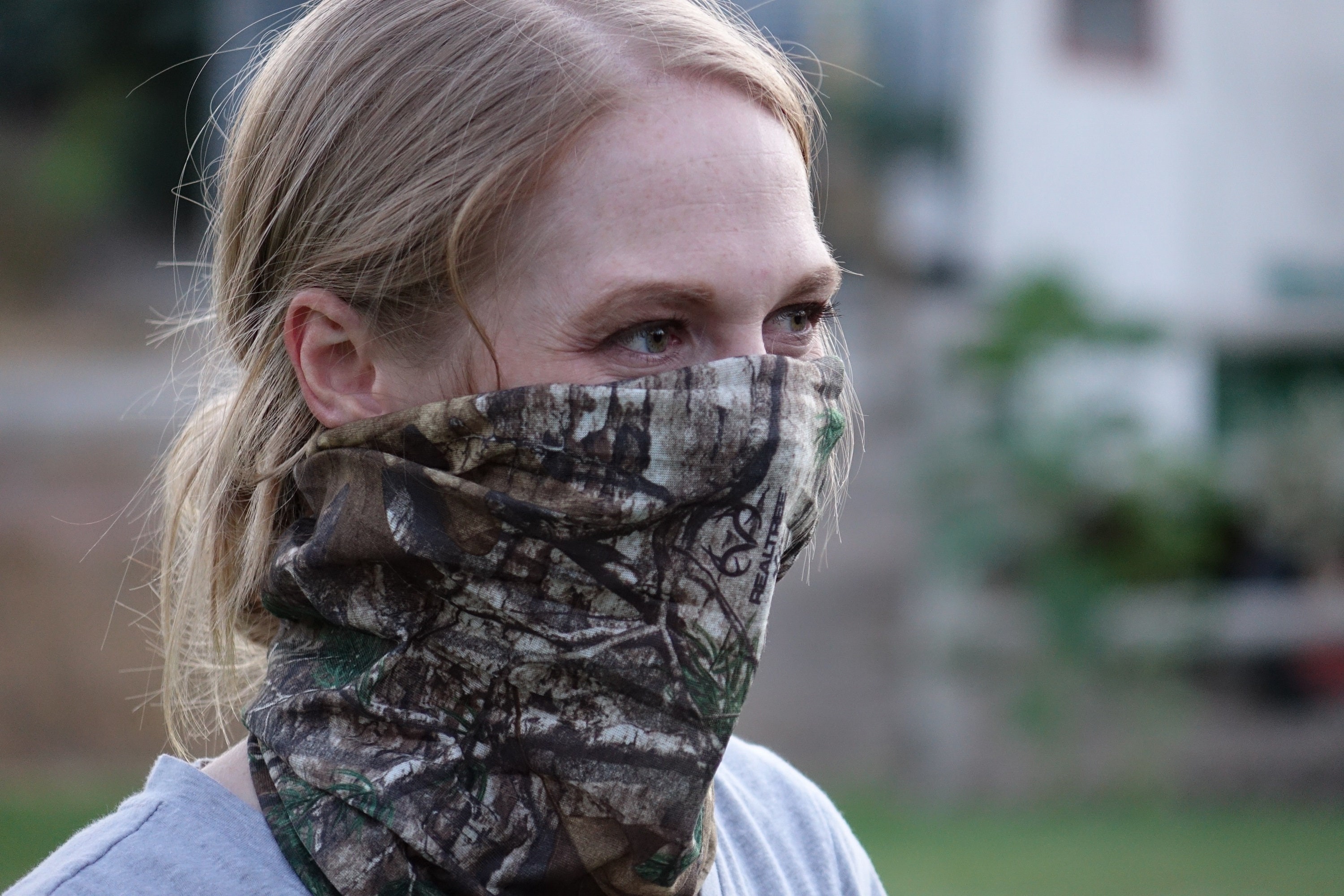Mossy Oak & Realtree Camo Face Mask for Men and Women, Lightweight