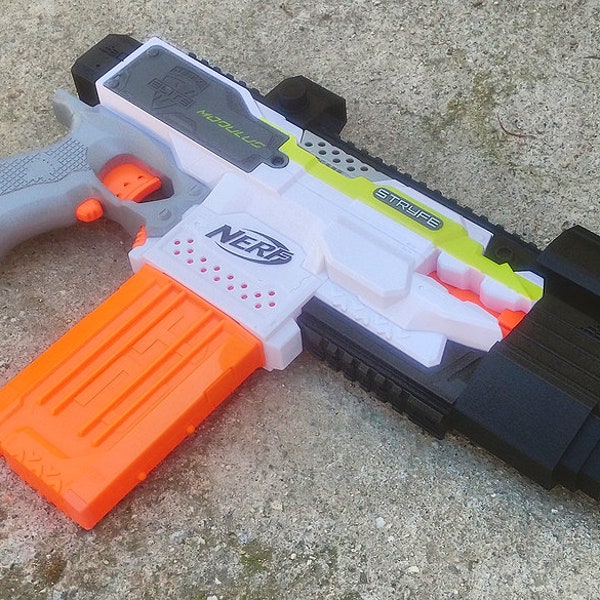 Blasters3D Laser Pulse Submachine Blaster Kit (PE+) für Nerf N-Strike Elite Stryfe - Mod