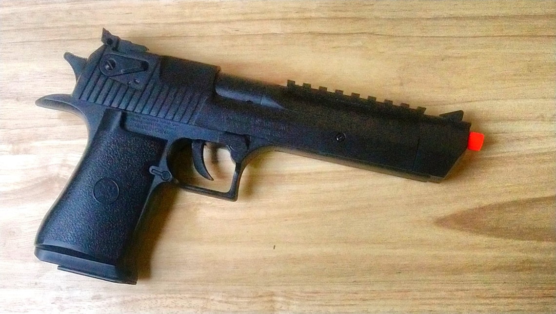 Official Desert Eagle Airsoft Spring Pistol Deadpool Comic Etsy