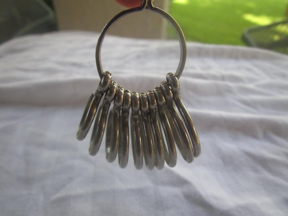Vintage Keychain Ring Sizer - image 4