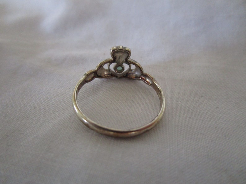 Vintage Sterling Silver Hands Holding Heart With Stone Ring Size 8.5