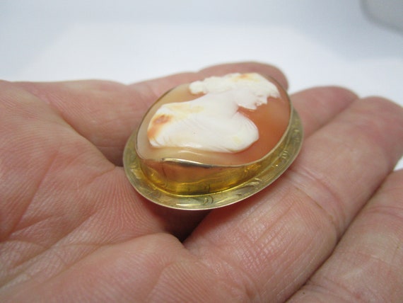 Antique 10K Yellow Gold & Carved Cameo Brooch Bea… - image 2