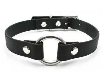 Black Vegan Leather O-Ring Collar