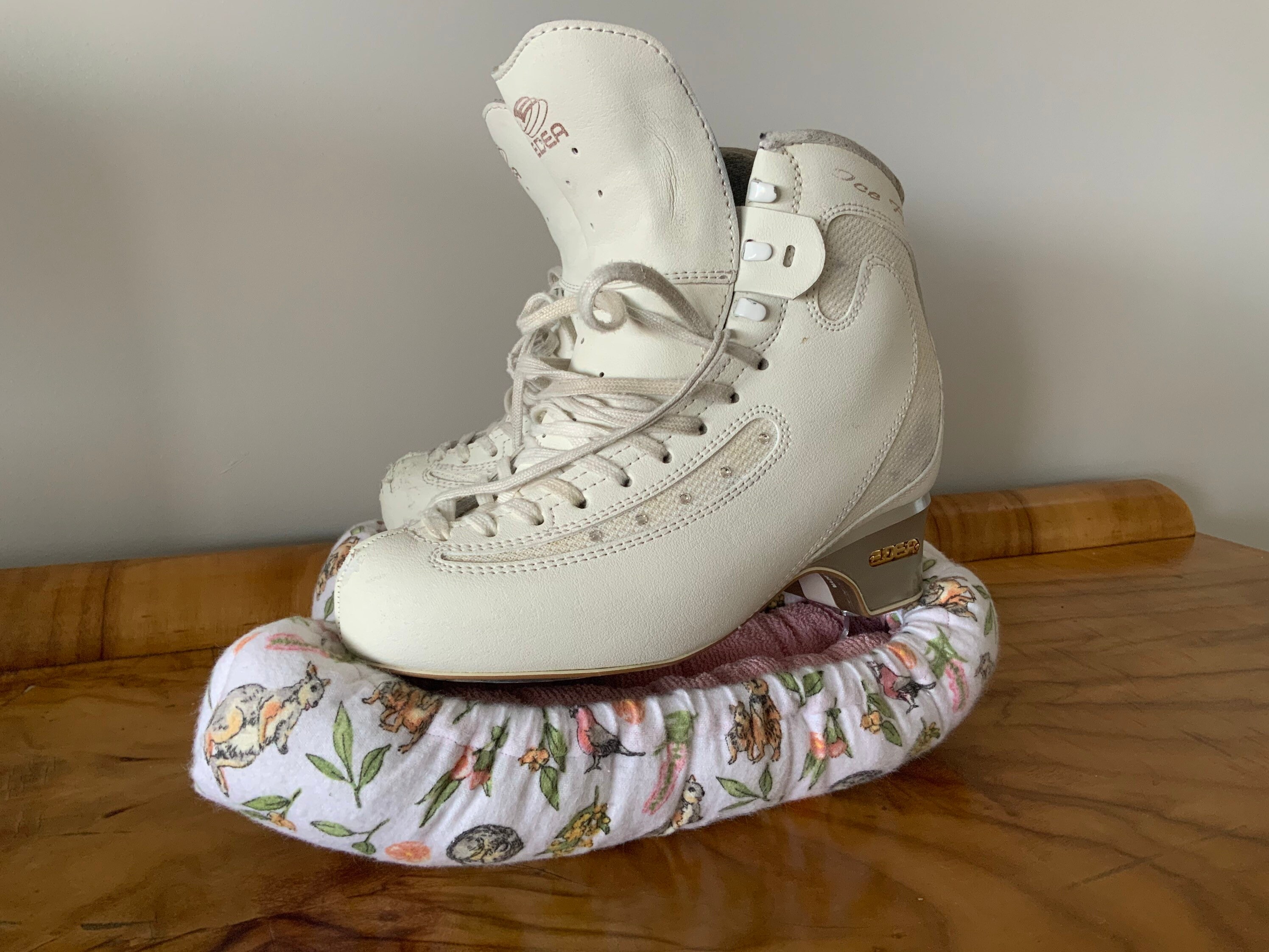 Ice Skating Soakers Australian Flora and Fauna Etsy