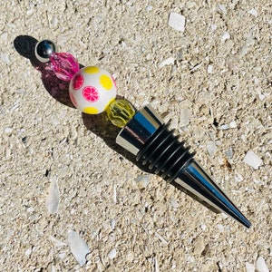 Beaded wine bottle stoppers, wine bottle stoppers, wine accessory, gift for wine lovers, gift for her, wine lover gift, Wine Wednesday, Wine