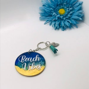 Beach Vibes Keychain: Glitter Resin Bag Tag with Tassel