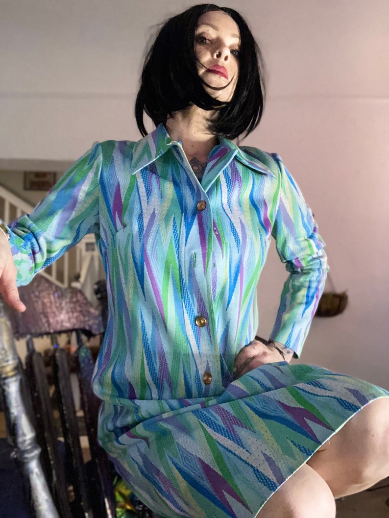 Vintage Psychedelic mod 1960s size medium dress