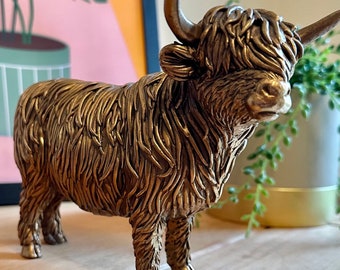 Bronze colour highland cow / gift- boxed ( also available in silver)