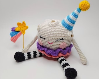 Selene the festive moon - moon amigurumi pattern - PDF tutorial step by step - amigurumi tutorial - moon crochet pattern - toy pattern