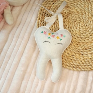Custom tooth fairy pillow with pocket, Personalized Gifts for Kids, Embroidered toothfairy Pillow for girls
