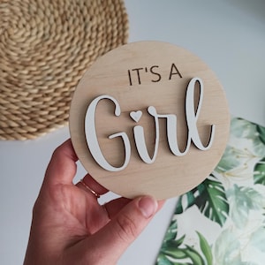 Its A Girl wood circle, Its A Boy Gender Photo Prop, Surprise Gender Reveal Announcement Sign, Gender Reveal Sign for Hospital