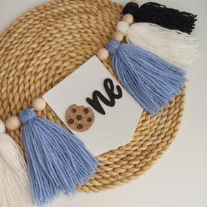 Une décoration de biscuits sucrés, une fête du 1er anniversaire de Cookie, une bannière de chaise haute de Cookie aux pépites de chocolat, une décoration de premier anniversaire de Milk and Cookies