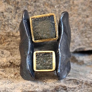 Handmade moldavite ring / Statement moldavite ring / Raw Moldavite Ring / Square Moldavite Crystal / Meteorite Impact / Tektite Jewelry /