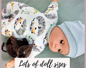 Süße kleine Igel Strampler und eine Mütze für 20 - 36 cm Puppen, Jungen Puppenkleidung, Overalls
