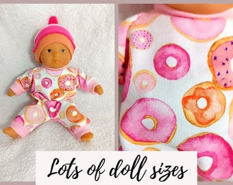 Barboteuse rose donouts et bonnet cupcake, pyjama, pour poupées de 20 à 17 pouces, vêtements de poupée