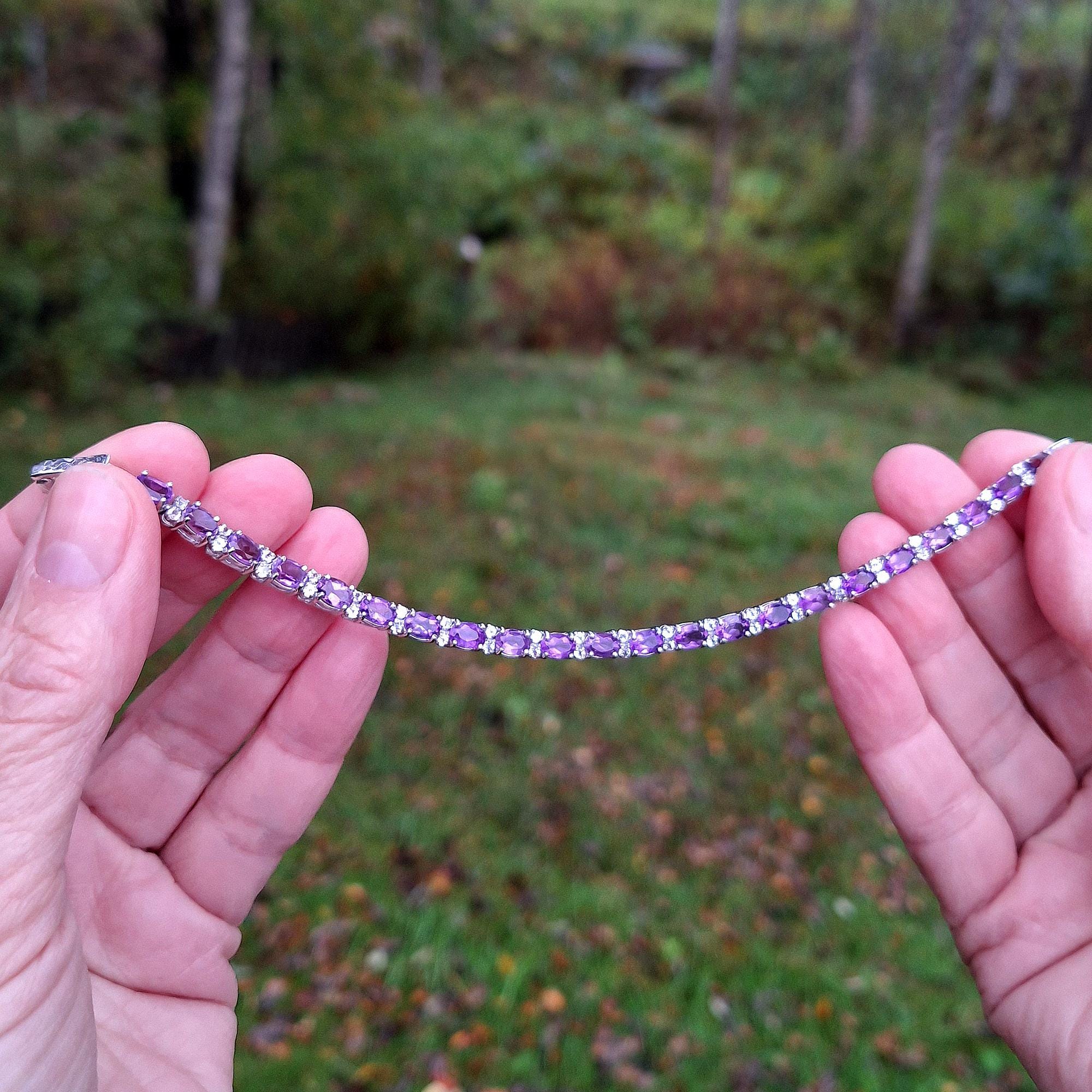 Tennisarmband Mit Schrägem Birnenschliff, Amethyst Und Akoya-Perle