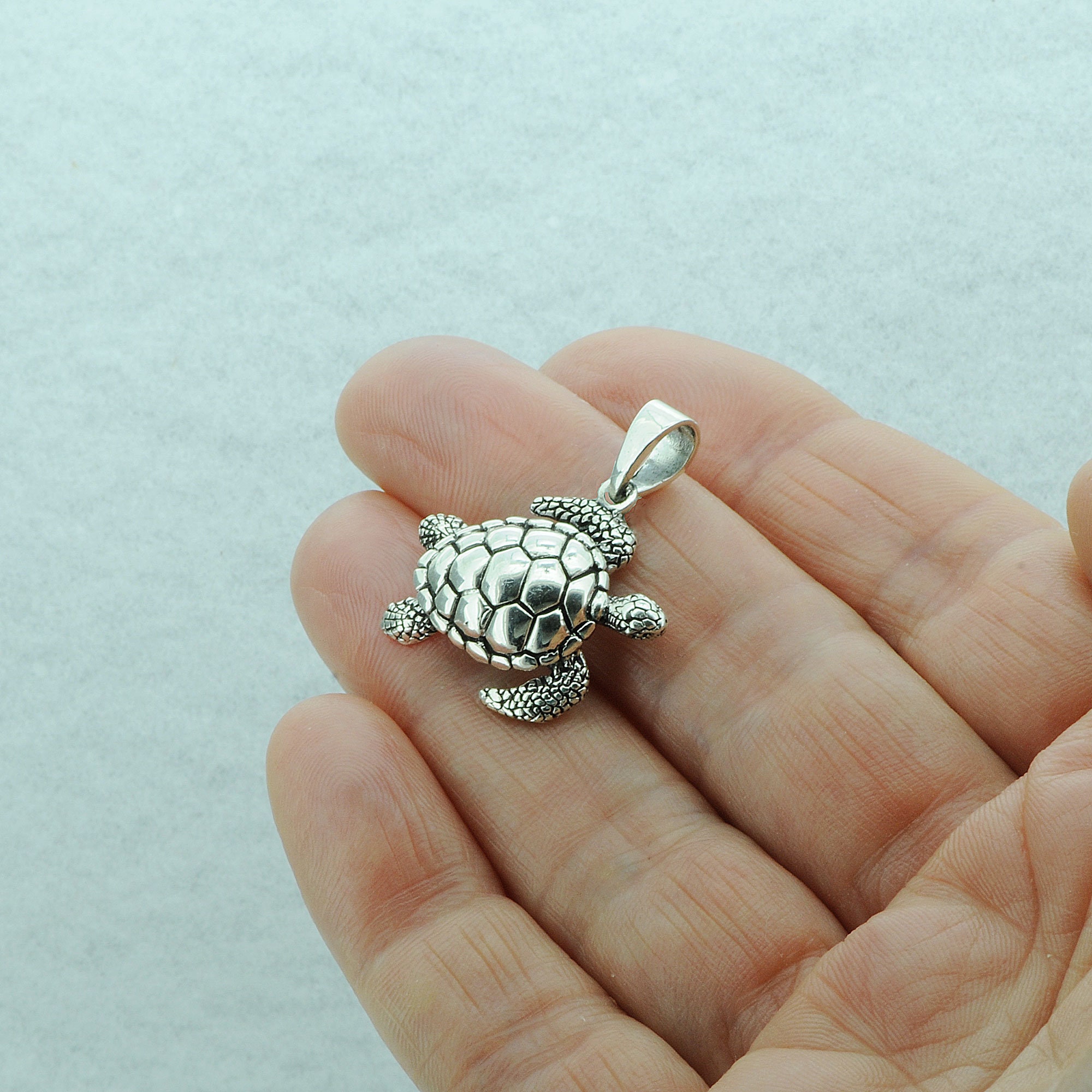 925 Silber Rhodium Hawaiian Honu Meeresschildkröte Schwarz Keramik Kreis Runde Anhänger