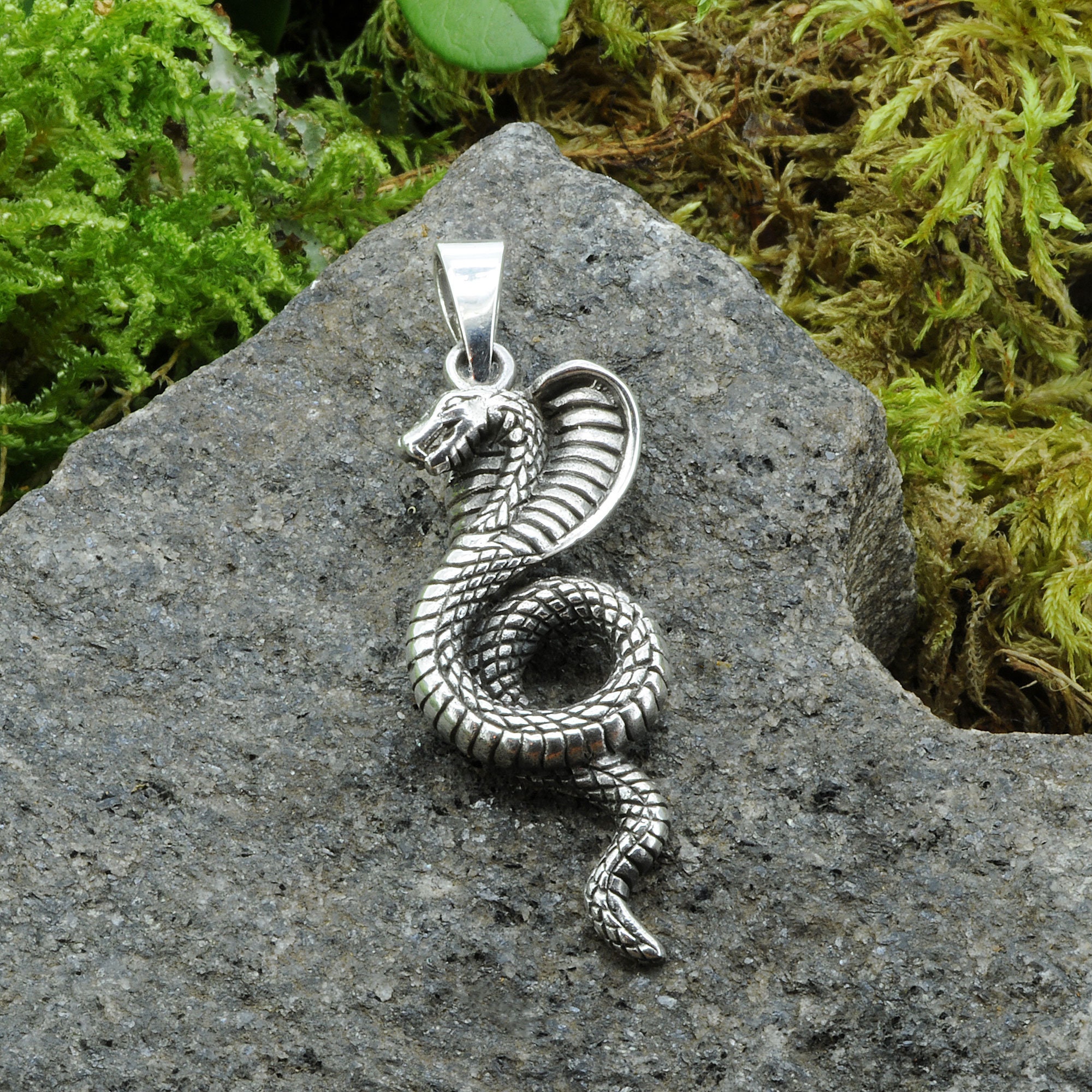 Pendentif Serpent Cobra Articulé En Argent - Modèle #6836 - Neuf Sans Emballage