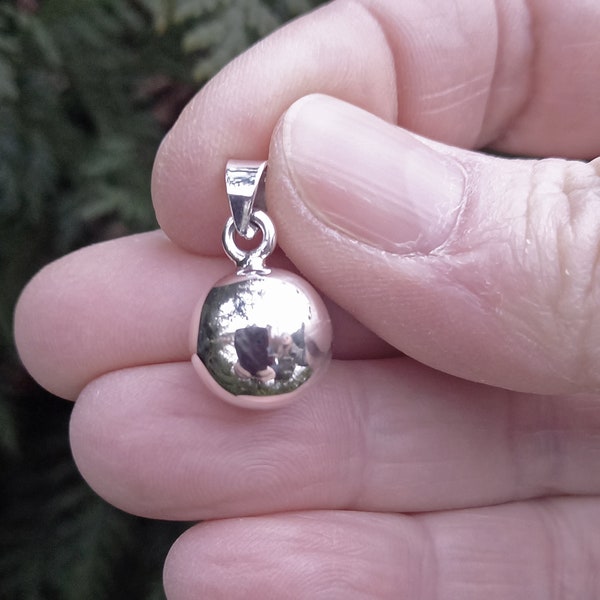 Colgante de bola de armonía, plata de ley 925 de 12 mm, colgante de plata moderno minimalista Angel Bola Harmony Ball Chime colgante, regalo de bola de Beldiamo
