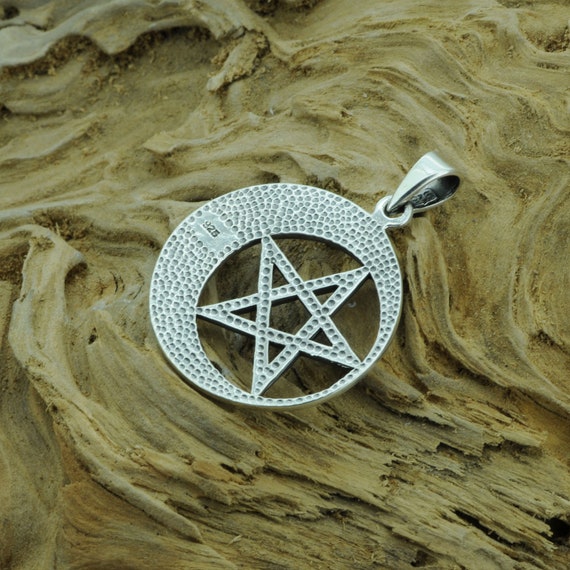 Silver pentacle pendant outlet