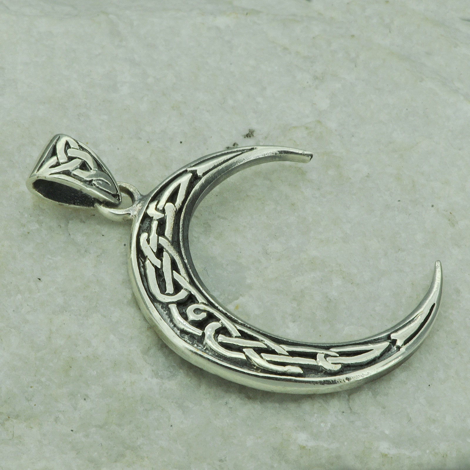Crescent Moon Celtic Knot Triquetra 5g 925 Sterling Silver Beldiamo - Etsy