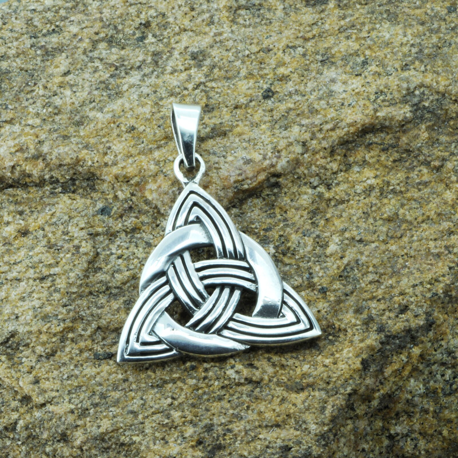 Triskele Trinity Triquetra Celtic Knot Pendant 6.2 G 925 Sterling ...