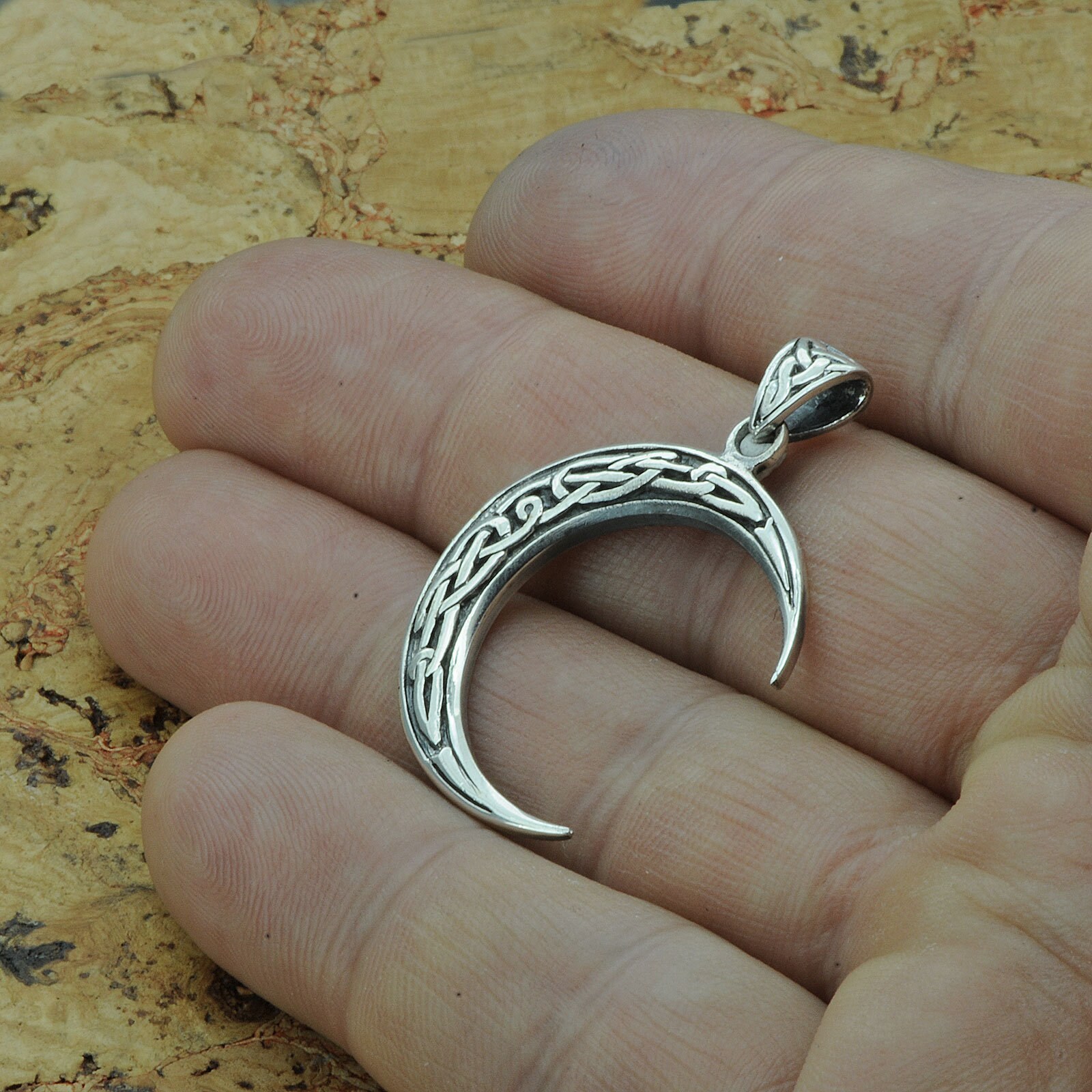 Crescent Moon Celtic Knot Triquetra 5g 925 Sterling Silver Beldiamo - Etsy