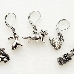 Woodland animals stitch markers. Perfect knitting gift or crochet present. Unique progress keepers set, knitting notions. image 3