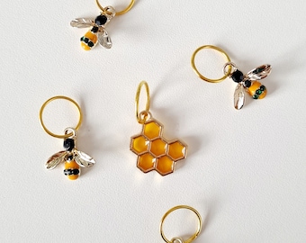 Bee & Honeycomb Stitch Markers. Perfect knitting gift or crochet present.  Unique progress keepers set, knitting notions. Mother's Day idea.