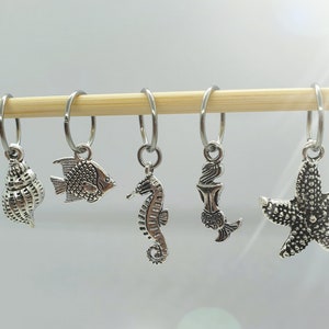 Under the Sea Stitch Markers. Perfect knitting gift or crochet present.  Unique progress keepers set, knitting notions. Idea for mum.