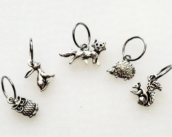 Woodland animals stitch markers. Perfect knitting gift or crochet present.  Unique progress keepers set, knitting notions.