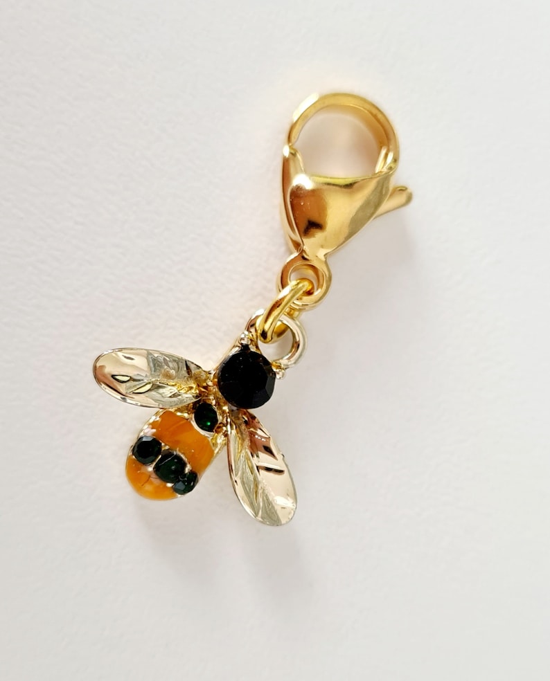 Bee & Honeycomb Stitch Markers. Perfect knitting gift or crochet present. Unique progress keepers set, knitting notions. Mother's Day idea. image 2