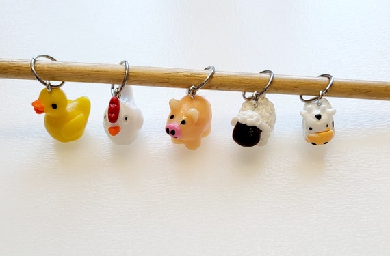 Farm animal Stitch Markers, Perfect knitting gift or crochet present.  Unique progress keepers set, knitting notions. Animal gift idea.