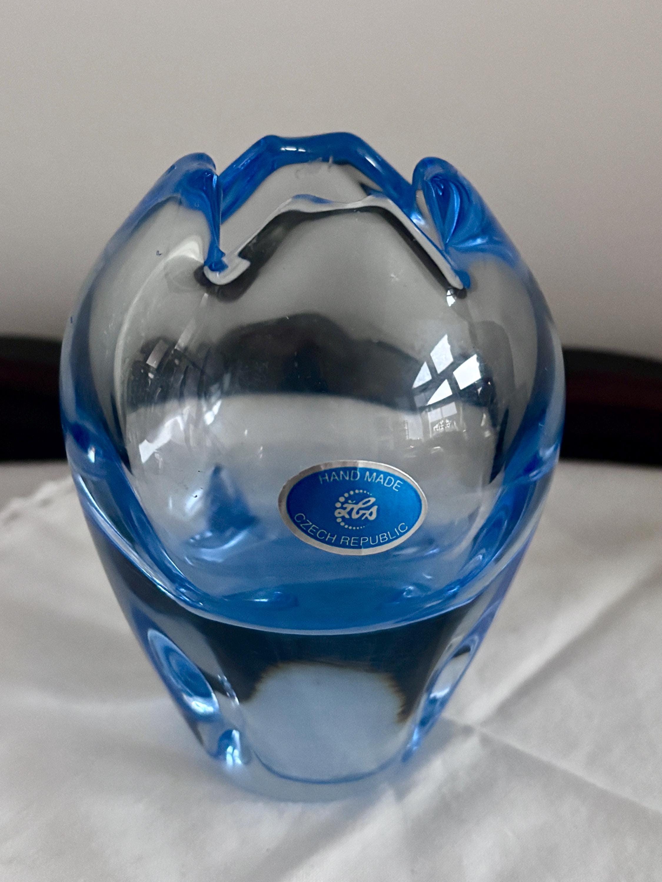 Hand Made Czech Republic ガラス花瓶 ブルー Czech Blue Glass Vase - Etsy