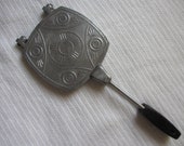 Vintage waffle iron, baking dish, soviet cookie press, Waffle maker pan, Waffeleisen, Waffle, Waffle Mold, Countryside Decor