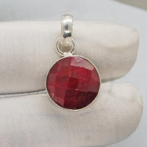 Round Rose Cut Red beryl Ruby 925 Sterling Silver Pendant (22 x 13 mm)