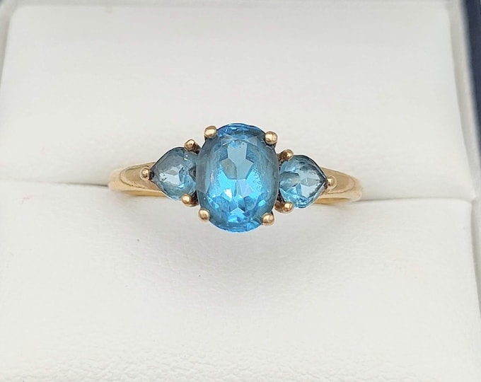RESERVED Vintage 18K gold three stone blue topaz ring