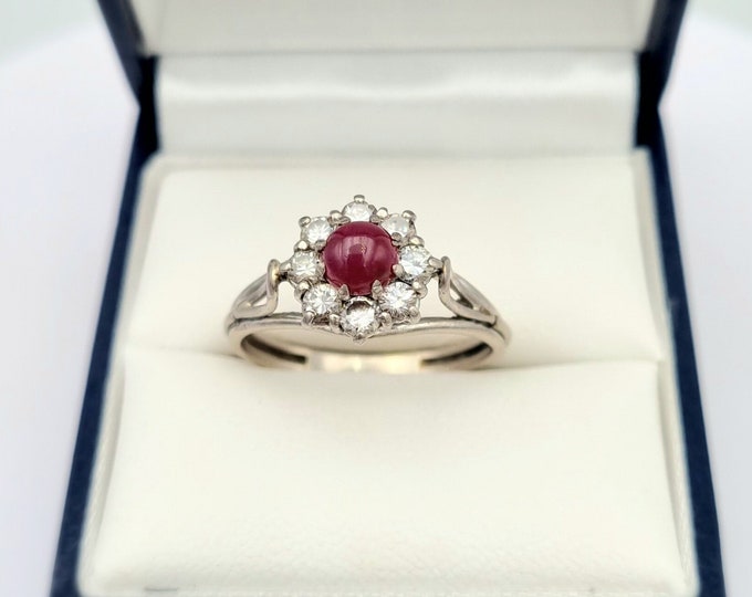 Vintage 18K gold ruby cabochon and diamond cluster ring